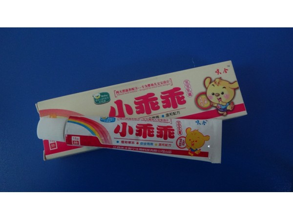 呋全小乖乖寶寶乳膏