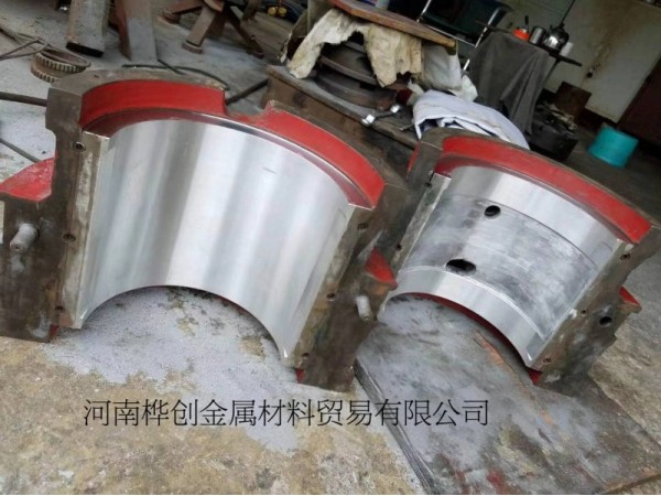 各種型號機(jī)械巴氏合金軸瓦軸套